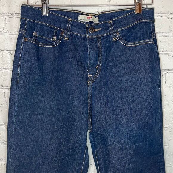 Levi’s Woman’s Perfectly Slimming 512 Bootcut Dark Wash Jeans size 10 - Picture 1 of 7